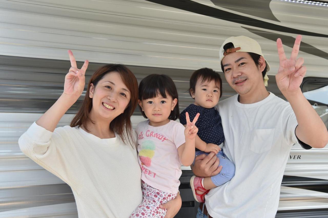 The Trailerhouse Village Amakusa Marina Kami Amakusa Bagian luar foto